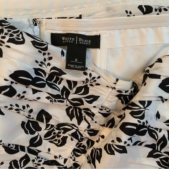 White House Black Market Black & White Silk Halter Top Size 6 - Picture 6 of 7
